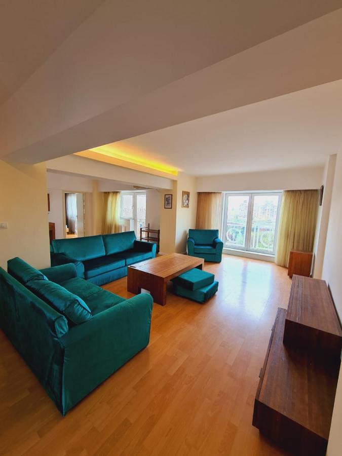 Old Town Apartment With Panoramic View Бухарест Экстерьер фото