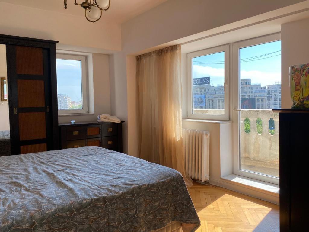 Old Town Apartment With Panoramic View Бухарест Экстерьер фото